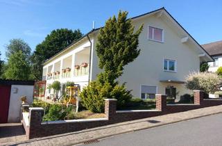 m&ouml;bliertes Zimmer 18m&sup2; in gro&szlig;er Wohnung - WG f&uuml;r Referendare, Studenten usw. in Erlenbach am Main