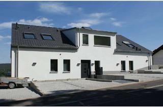 Wohnen mit Wow-Effekt: 3-Zi.-Erdgeschosswohnung mit Einbauk&uuml;che! in Obernburg am Main