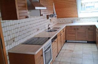 Helle Mansardenwohnung mit gro&szlig;er Dachterrasse &amp; Wintergarten in Gädheim