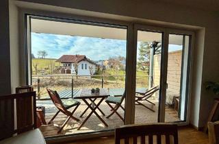 Helle und gro&szlig;z&uuml;gige 4-Zimmer Wohnung in idyllischer Ortsrandlage von Hebertsfelden in Hebertsfelden