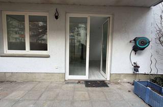 Wohnung mit Garten und integriertem Rasensprenger in Ludwigsfeld