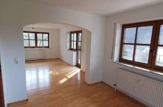 Helle 3,5-Zimmer Wohnung mit Terasse in Weidenberg in Weidenberg