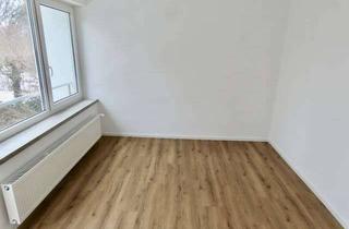 Erstbezug nach Renovierung: Helle 3-Zimmer-Wohnung mit Balkon, Garage &amp; sch&ouml;nem Gemeinschaftsgarten in Marktredwitz