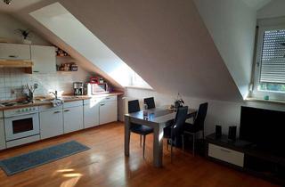 Sonnige 2-Zi.-DG-Whg. mit K&uuml;chenzeile und Alpenblick in Top-Lage unweit des Stadtplatzes in Neuötting