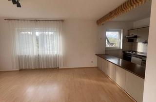 Helle 2-Zimmer-Wohnung mit zwei Balkonen in ruhiger Lage in Nidda