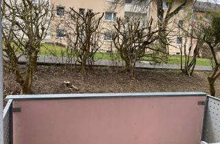 Gut geschnittene 4-Zimmer-Wohnung im Erdgeschoss kurzfristig frei in Sulzbach-Rosenberg