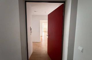 3,5-Zimmer-Wohnung im 3. OG &ndash; frisch gestrichen, mit 2 Balkonen in Ludwigsfeld