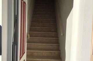 Ansprechende 4-Zimmer-Wohnung mit gro&szlig;em Balkon in Schiltberg in Schiltberg