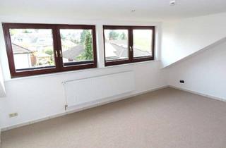 Renovierte 3 ZKB mit EBK und Balkon - Ruhige Lage in Niestetal-Heiligenrode in Niestetal