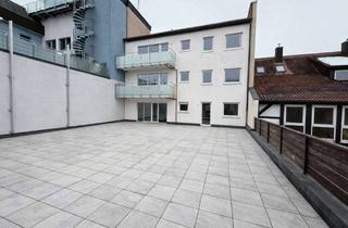 Kernsanierte 3-Zimmer-Wohnung mit 200qm Dachterrasse in Neustadt a.d. Aisch in Neustadt an der Aisch
