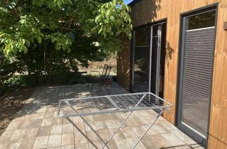 2-Zimmer Tinymodulhaus mit Terrasse und Garten in Adlkofen in Adlkofen