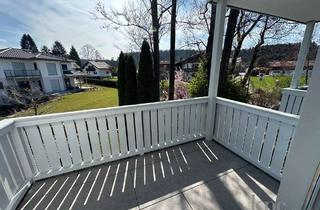 Moderne 2-Zimmer Wohnung mit sonnigem Balkon / 1. OG / ruhige, zentrale Lage / EBK in Penzberg