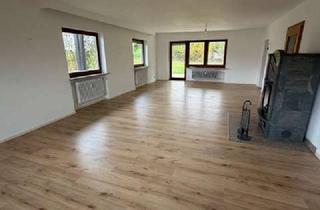 sehr gro&szlig;z&uuml;gige 4 Zimmer Garten - Wohnung sucht nette Mieter in Neufahrn in Niederbayern