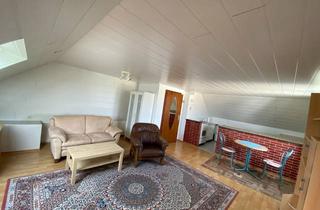 Ideal f&uuml;r Wochenendheimfahrer und Studenten! M&ouml;blierte 1Z-DG-Wohnung in Rottendorf in Rottendorf