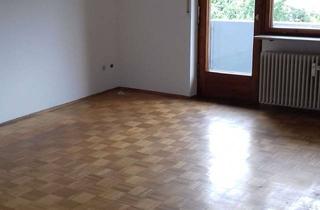 Renovierte 2-Zimmer-Wohnung mit Balkon in Schwaig / Behringersdorf in Schwaig bei Nürnberg