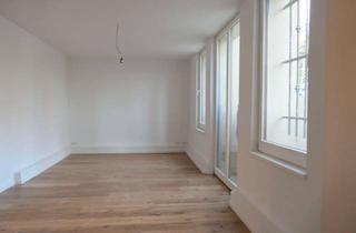 Exklusive 3-Zimmer-Maisonette mit Balkon im Schloss Siethen in Ludwigsfeld