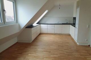 3-Zimmer-DG-Wohnung, Galerie, EBK, Balkon in Hebertshausen/Ampermoching in Hebertshausen