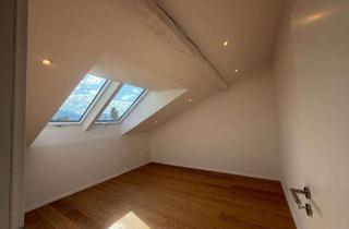 Erstbezug nach Sanierung: 2-Zimmer-Dachgeschosswohnung in Raubling in Raubling