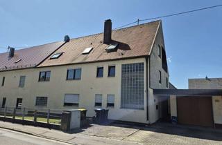 Frisch renovierte 3-ZKB-Dachwohnung mit Loggia in Gablingen in Gablingen