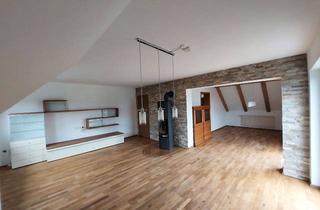 Gepflegte 5-Zimmer-Wohnung mit Balkon in K&uuml;mmersbruck in Kümmersbruck
