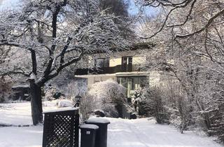 Helle 3-Zimmer Wohnung mit Balkon in Gauting in Gauting