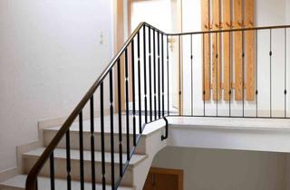 Ihr neues Zuhause: helle Dachgeschoss-Wohnung mit Balkon in Karlstein in Karlstein am Main