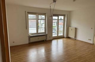 Helle 3,5-Zimmer-Dachgeschosswohnung in Pfarrkirchen zu vermieten in Pfarrkirchen