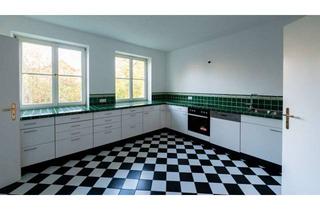 Exklusive 5,5-Zimmer-Obergeschosswohnung mit historischem Flair in Vilsheim