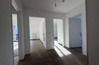 Teilrenovierte Wohnung 3,5 Zimmer in Ludwigsfeld