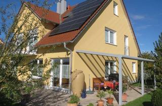 Geschmackvolle, gepflegte 5-Raum-Wohnung mit Balkon und Einbauk&uuml;che in Gablingen in Gablingen