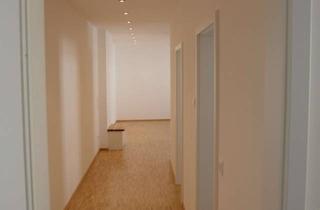 Exklusive 3-Zimmer-Parterrewohnung mit Aufzug in der Altstadt von Bad Windsheim &ndash; kernsaniert (KfW) in Bad Windsheim