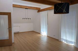 Helle 4-Zimmer-Maisonettewohnung mit Galerie und Garten in Trautskirchen
