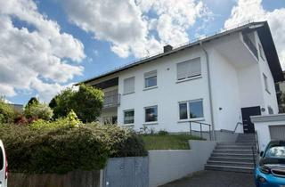 Aussicht Unlimited: Ger&auml;umige 2-Zimmer-Wohnung mit 2 Balkonen in Erbach in Erbach