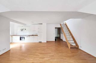 Ideal f&uuml;r Singles oder Paare &ndash; gro&szlig;z&uuml;gige Dachgeschosswohnung mit flexiblem Raumkonzept in Neu-Anspach