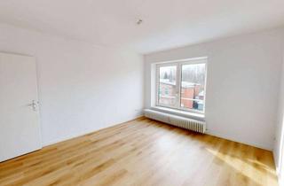 **FRISCH SANIERT** Helle 3-Zimmer-Wohnung mit EBK und Wannenbad in Lägerdorf