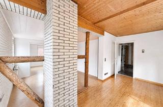 Wohnen und Arbeiten vereint: Wohnung, Gewerbe, Halle und Garten in Homberg in Homberg (Efze)