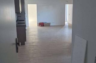 ATTENTION-Attraktiv EG-3ZW mit Balkon und EBK #6 in Neuberg