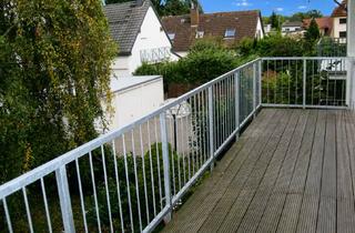 Helle 3,5-Zimmer-Wohnung mit S&uuml;d-Balkon in ruhiger Lage von Steinbach in Steinbach (Taunus)