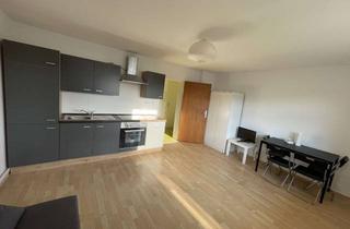 Vollst&auml;ndig renovierte Wohnung mit 2 Zimmer sowie Balkon-Terrasse,Teil M&ouml;blierte und Einbauk&uuml;che in Schwalbach am Taunus