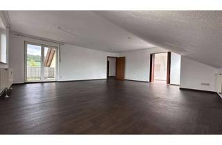 Helle 2-ZKB-DG Wohnung mit 2 Balkonen, Stellplatz &amp; Keller in Bad Emstal-Sand in Bad Emstal