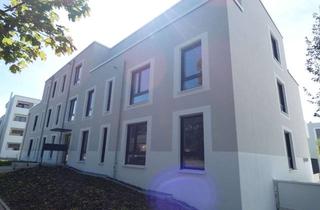 Helle 2-Zimmer-Wohnung mit Balkon und EBK in Usingen in Usingen
