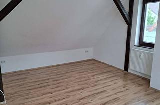 Stilvolle 1-Zimmer-Dachgeschosswohnung mit Klimaanlage &amp; EBK in Lahnau