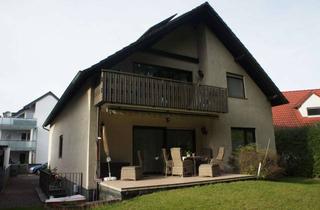 Gro&szlig;z&uuml;gige 3- Zimmer- DG-Wohnung mit Balkon im beliebten Rodgau-J&uuml;gesheim in Rodgau