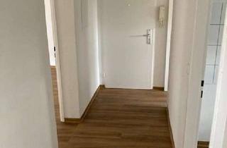 Erstbezug nach Sanierung - 3-Zimmer Erdgeschosswohnung mit neuen Bodenbel&auml;gen in Schlüchtern