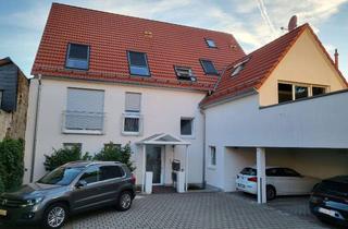 Galerie-Wohnung mit Dachterasse + Balkon (2,5 Zimmer) in Rodgau