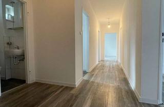 Sanierte 4-Zimmer Wohnung mit Balkon nahe Hochschule Fulda in Fulda