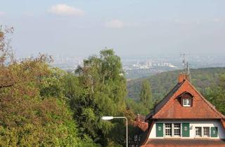 3-Zimmer Wohnung mit gro&szlig;er Loggia und tollem Blick in Königstein im Taunus