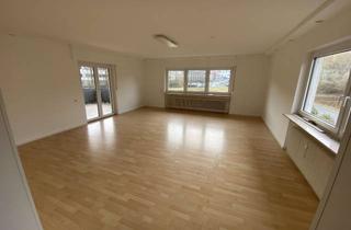 5-Raum-Terassenwohnung mit EBK und Garten in Mühltal
