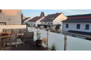 In Gr&uuml;ndau: Gepflegte Wohnung mit drei Zimmern und Balkon + W&auml;rmepumpe + Aufzug + Garten in Gründau