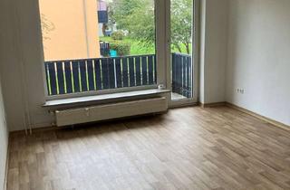 Wohnen im Pinienhain - Erdgeschosswohnung mit modernen Bodenbel&auml;gen und Balkon in Marburg